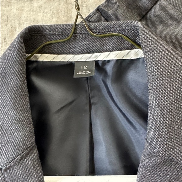 J. Crew Kids Boys Ludlow Wool blend Gray Suit, 10 pant/ 12 jacket - Picture 2 of 10